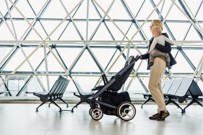spirit airlines stroller policy